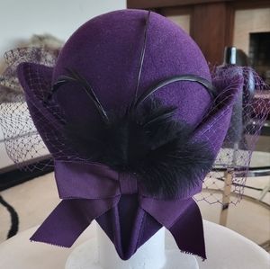 Vintage ERNIE Purple Hat w/Black Feathers